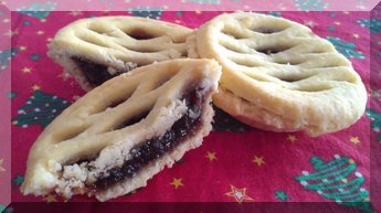 Fruit mince pies for Christmas
