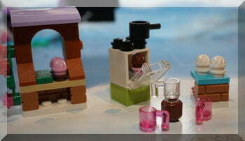 Lego oven, cakes and mugs from Friends advent calendar