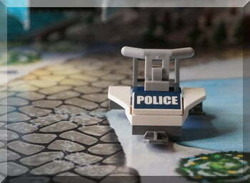 Police ski mobile from Lego advent calendar