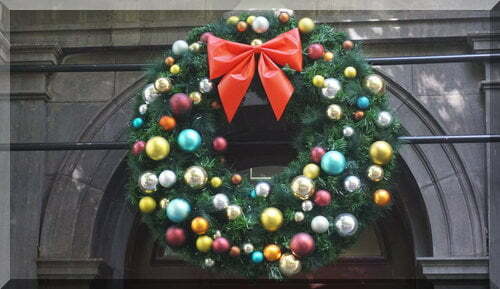 | love santa large green wreath decorated with coloured baubles